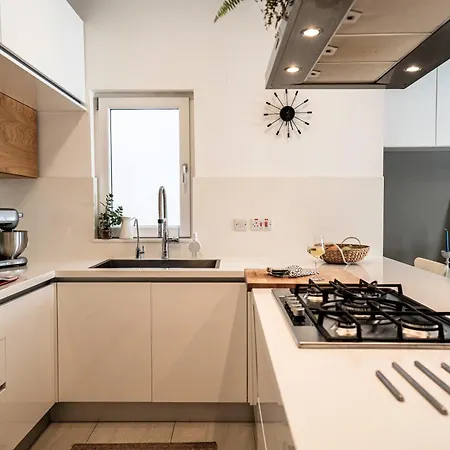 アパート Luxury & Spacious 3 Bedroom, Large Balcony Kbas1-3 Saint Julian's