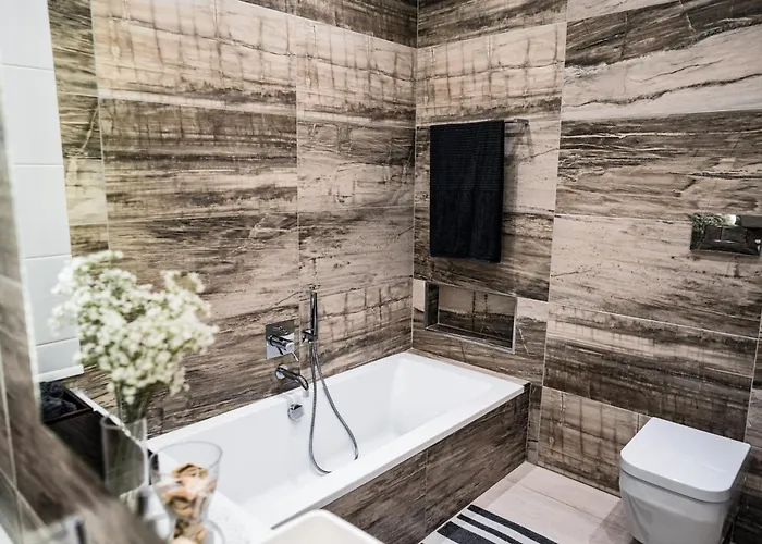 Luxury&spacious 3 Bedroom, Large Balcony Kbas1-3 *